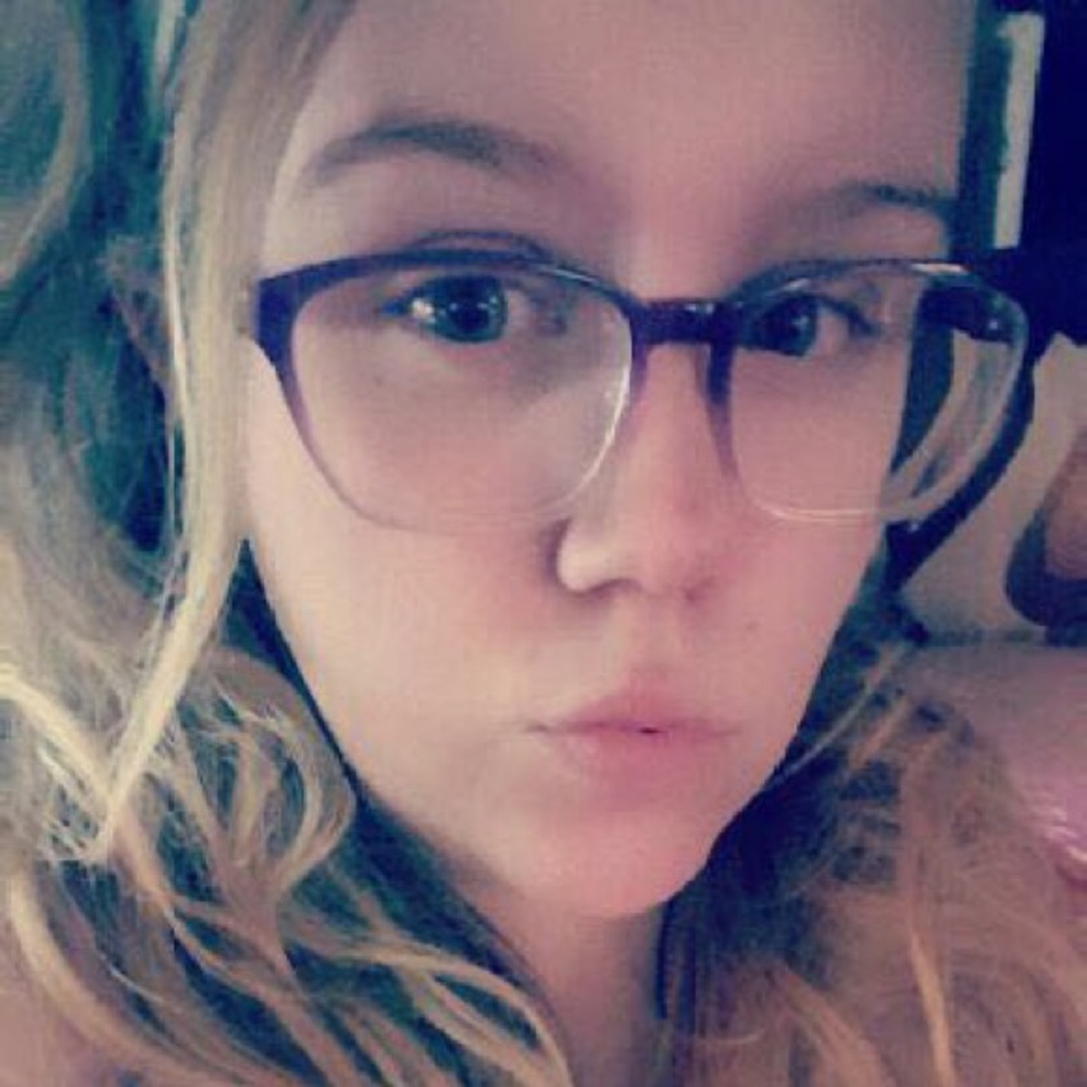 Meet your Posher, Molly